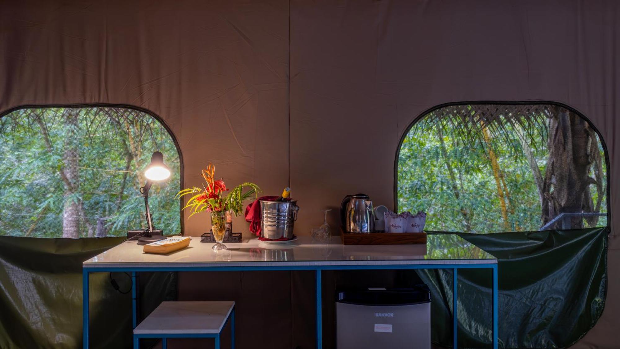 Athgira River Camping - Udawalawe Kültér fotó